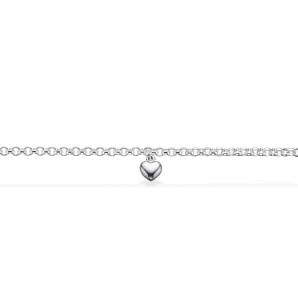Scrouples Barnearmbånd Med Hjerte 670392 Virkelig fint lille barnearmbånd i 925 sterling sølv, midt på armbåndet sidder et sødt hjerte som et lille charms.