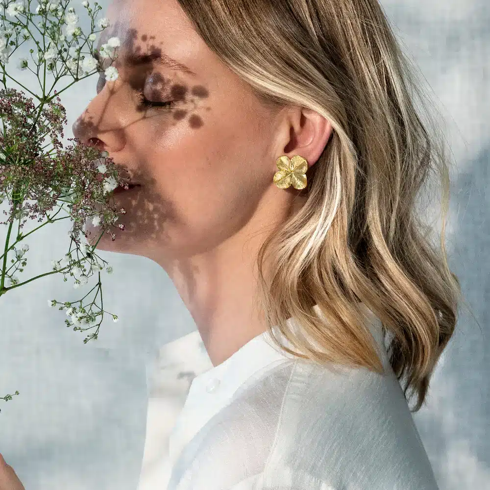Flora Danica Firkløver Statement Øreclips Forgyldt 907.FLC-EaClips-G
