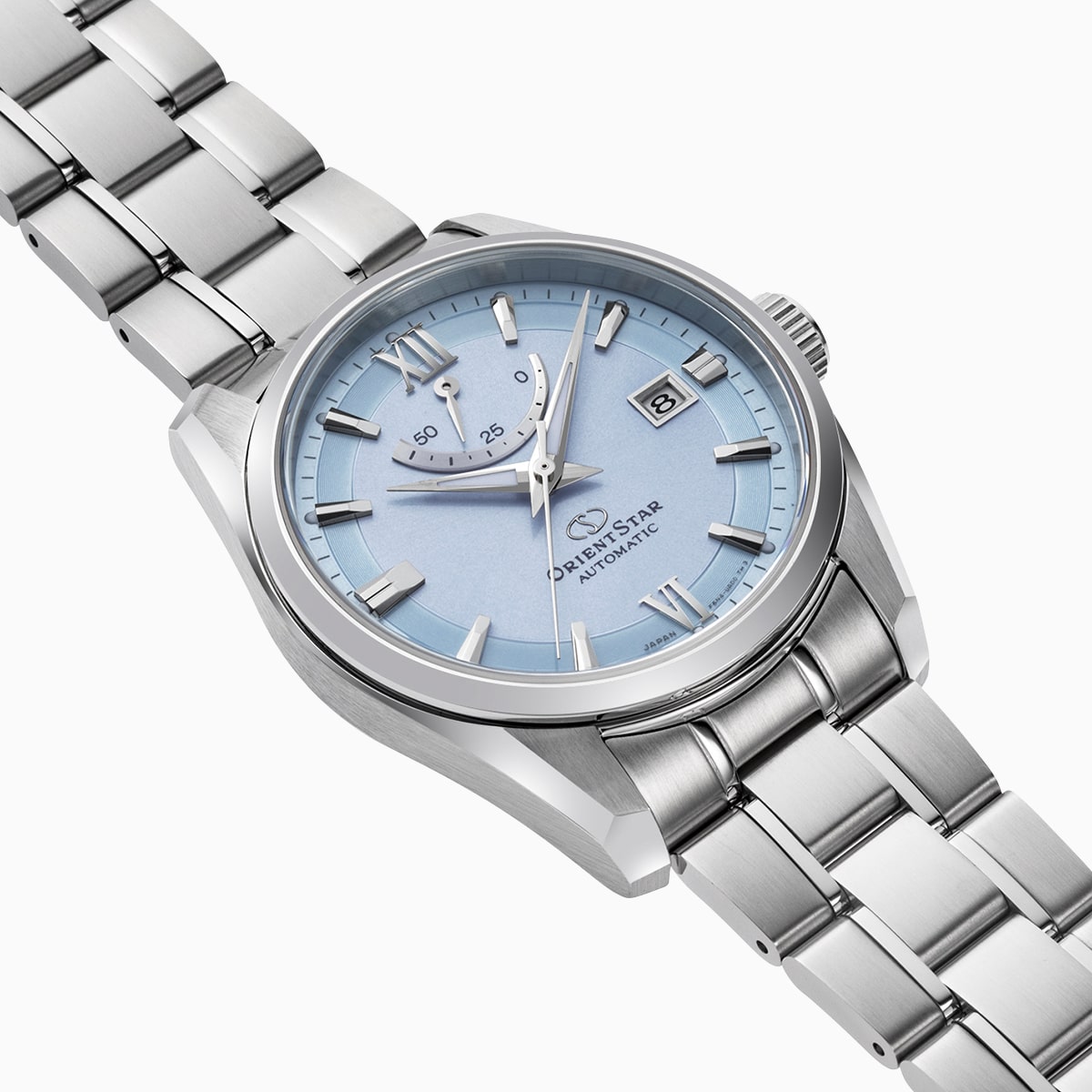 Orient Star Contemporary Date RE-AU0109L med 39mm stålkasse, kobber skive og safirglas. Japansk kvalitet med automatisk værk og 100 m vandtæthed.