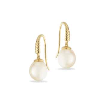 Scrouples Øreringe 8 kt guld med perler 125273 - Klassisk og helt enkelt ørerbøjle med oval hvid ferskvandsperler. Se mere hos Guldsmedlange.dk