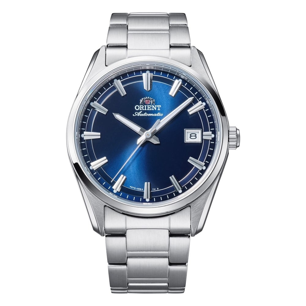 Orient Stretto Date RA-AC0R02L er et automatic herreur med blå urskive, stållænke, safirglas og 5 ATM vandtæthed. Køb hos Guldsmedlange.dk